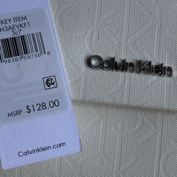 Calvin Klein White Crossbody Bag with Adjustable Strap and Flap Closure MSRP 128 - Picture 6 of 7